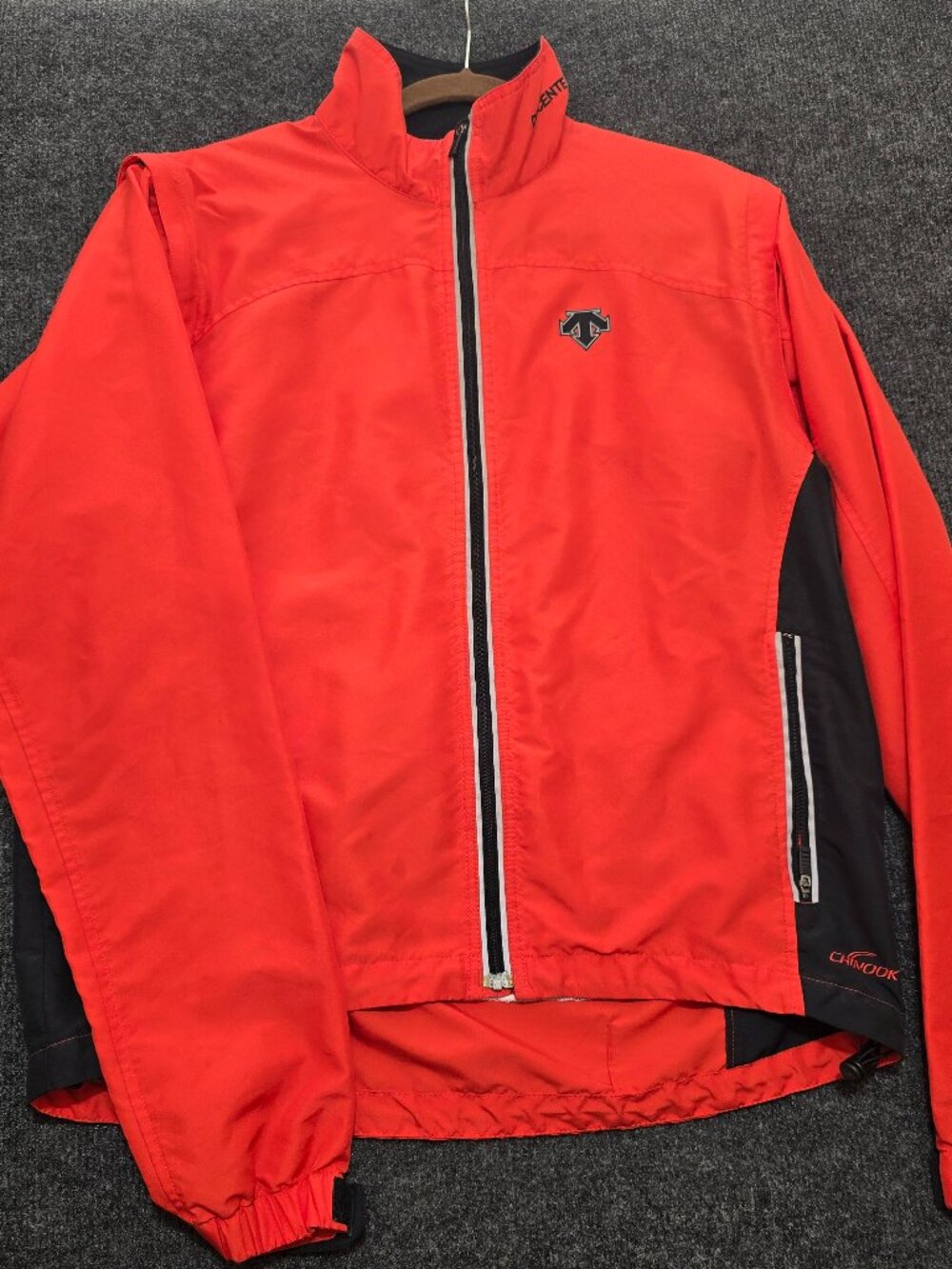 Descente Men’s 2‑in‑1 Jacket Vest Red Zip‑Off Sleeves Mesh Lined Athletic